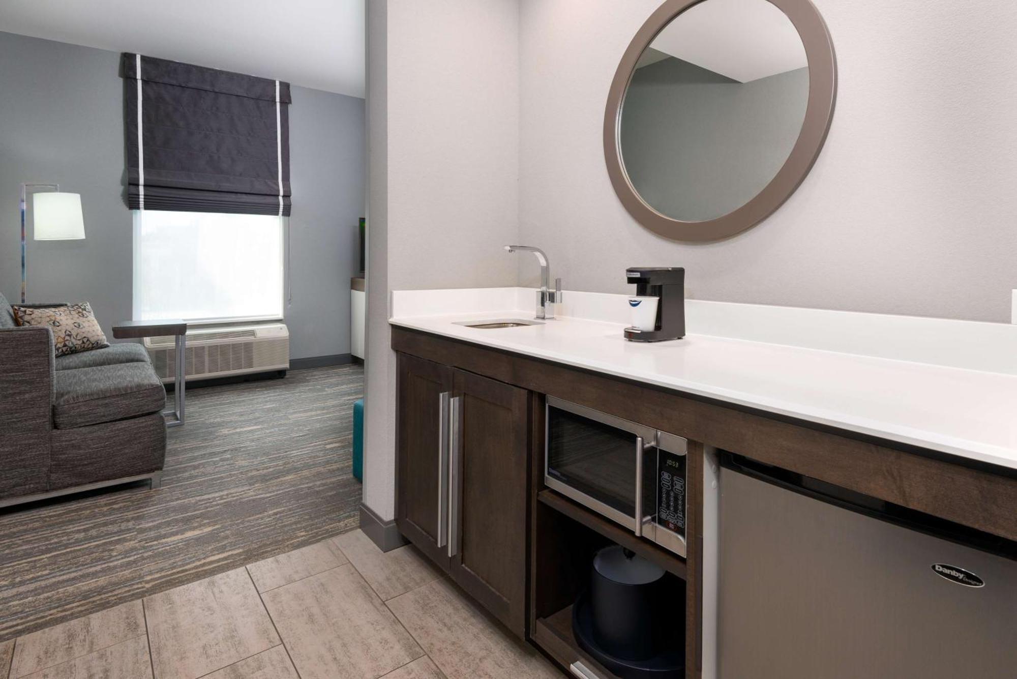 Hampton Inn & Suites Tallahassee Capitol-University Εξωτερικό φωτογραφία