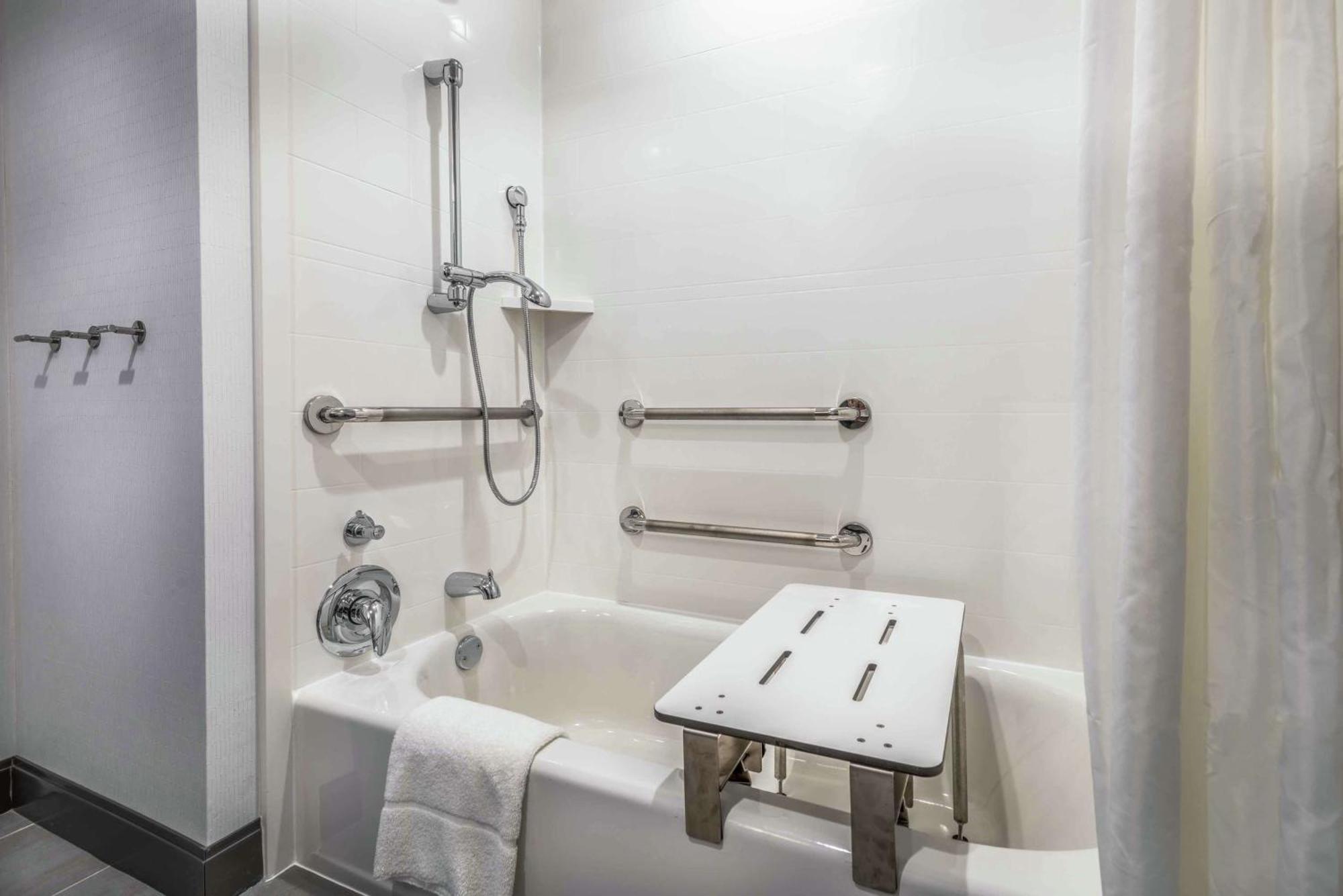 Hampton Inn & Suites Tallahassee Capitol-University Εξωτερικό φωτογραφία