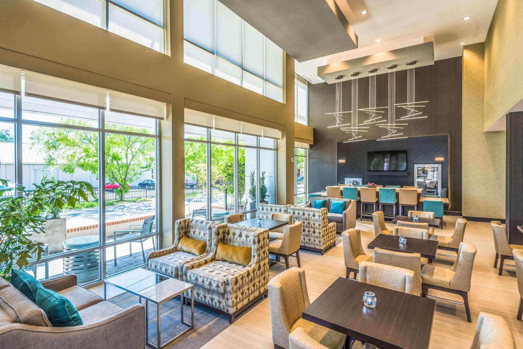 Hampton Inn & Suites Tallahassee Capitol-University Εξωτερικό φωτογραφία